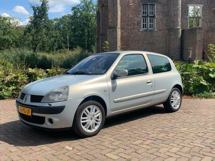 Renault Clio 1.6-16V Initiale APK TM 07-10-2021