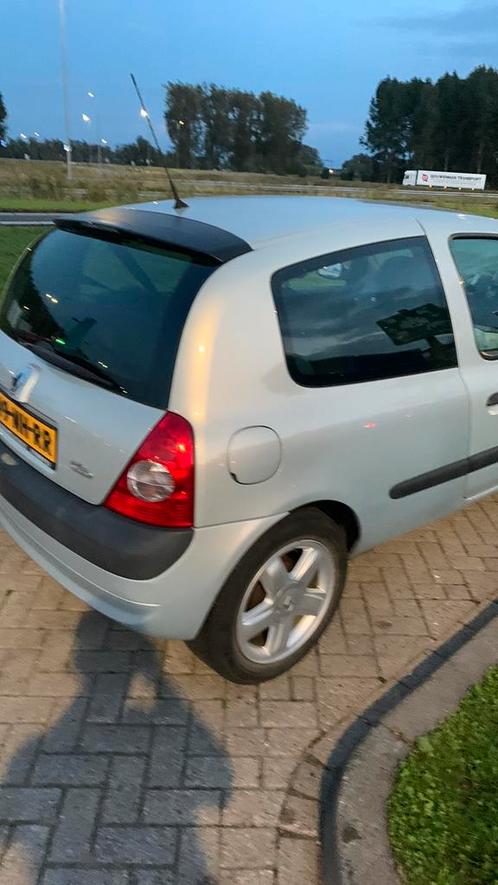 Renault clio 1.6 16v kmstand 177456