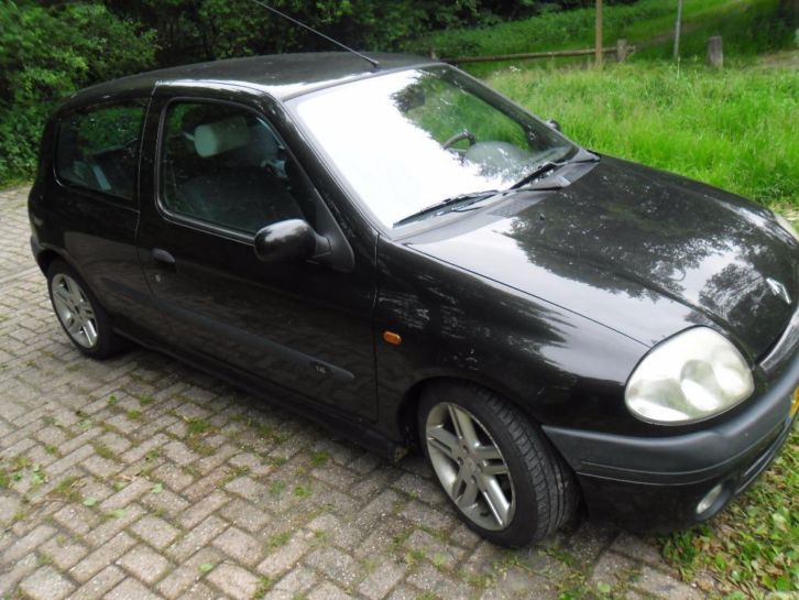 Renault Clio 1.6 SI 1999 Zwart