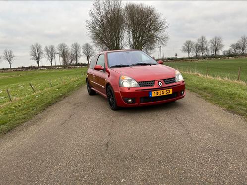 Renault Clio SPORT 2.0 16V RS 124KW 2005 2002 Rood