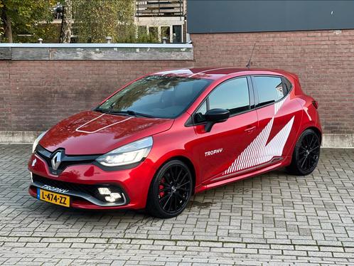 Renault Clio Turbo Trophy 220pk EDC SampS 2017 Rood