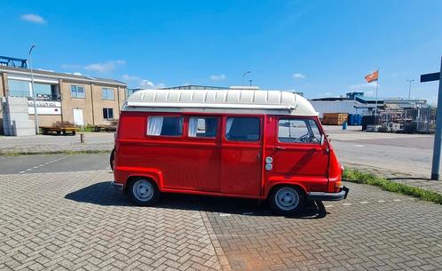 Renault estafette Oldtimer Camper Kampeerwagen  1980 Rood