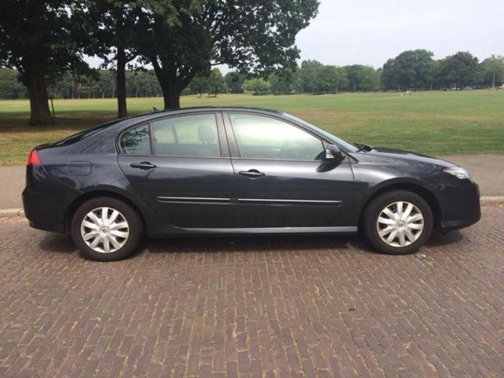 Renault Laguna 1.6 16V 81KW 2008 Grijs