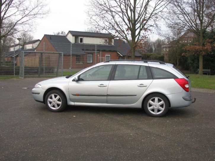 Renault Laguna 1.6 16V Gr.tour Auth S2005 2004 Grijs