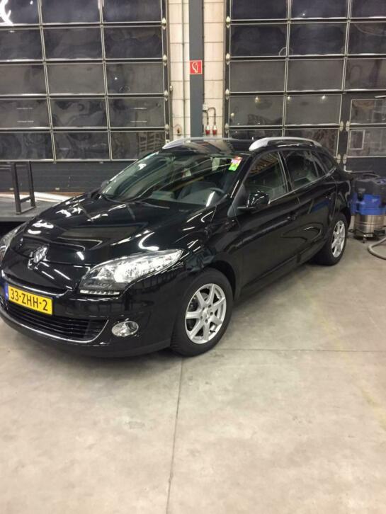 Renault Megane 1.5 DCI 81KW Estate Zwart eerste eigenaar