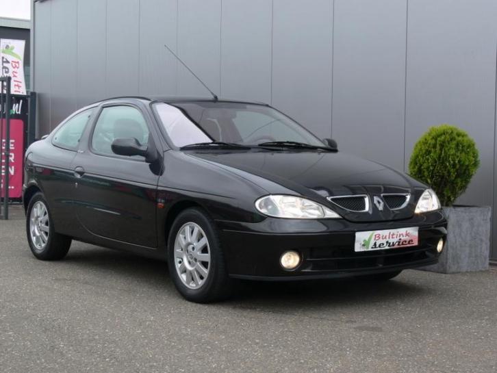 Renault Megane 1.6 16V Expr Coupe 2005 2001 Zwart