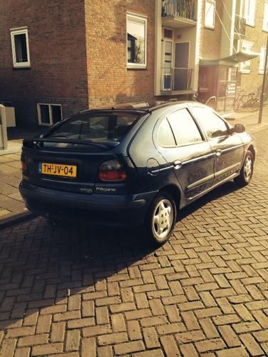 Renault Megane 1.6 E HB RT 1998 Blauw