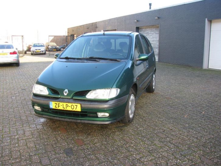 Renault Megane 1.6 E Scenic 1999 Groen Elek pakket 92.591 KM