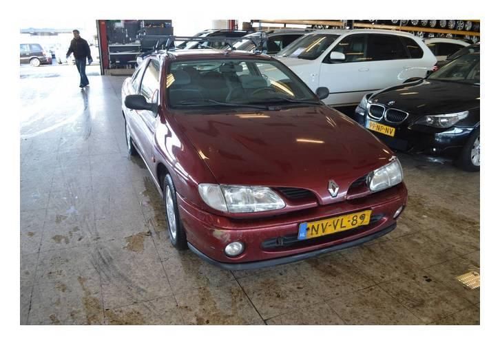 Renault Megane 1.6E Coupe