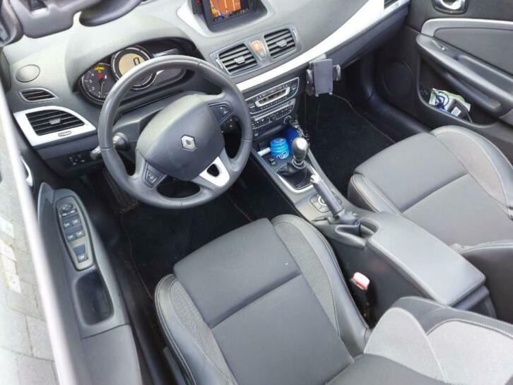Renault Megane 1.9 DCI CC 2010 Grijs