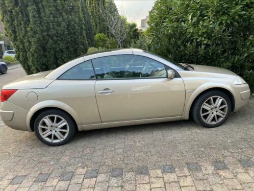 Renault Megane 2.0 16V Autcom Cabrio AUT E4 2004 Beige