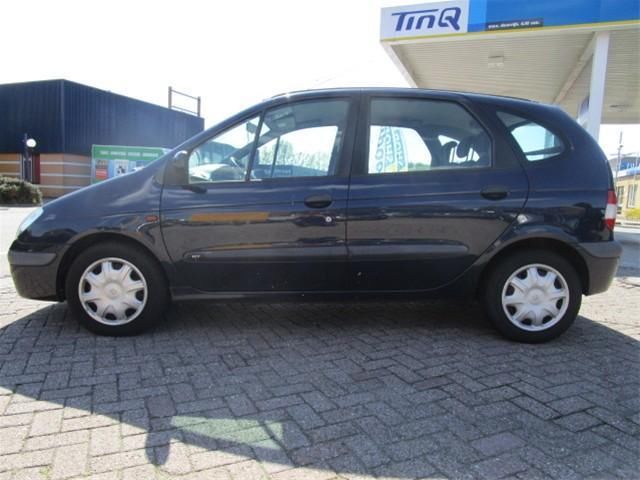 Renault Megane Scenic 1.6 16V 2000 188.000 km met nieuwe apk