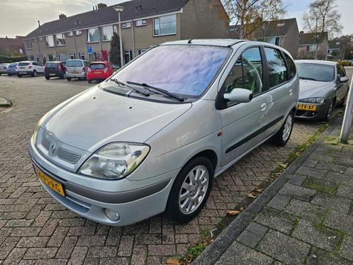 Renault Megane Scenic 2.0 16V 2002 Grijs