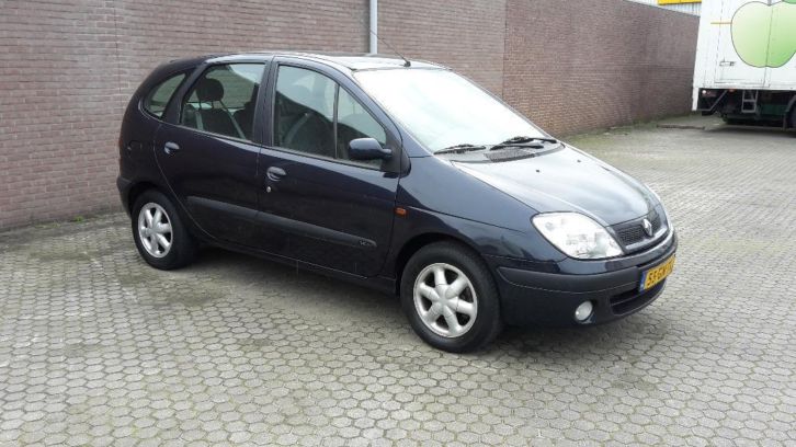 Renault Scenic 1.6-16V RXE Automaat Bj2001