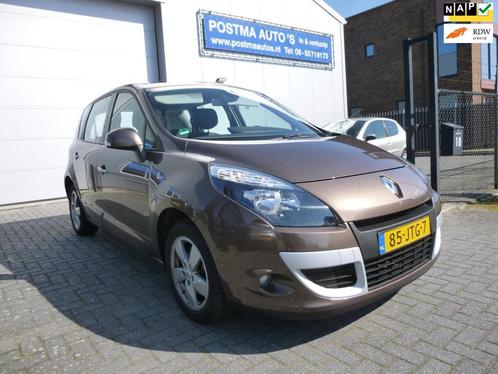 Renault Scnic 1.6 Dynamique, luxe uitvoering, airco, trekh