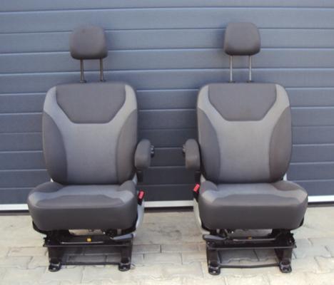 Renault Trafic  Opel Vivaro voorstoelen  stoelen  stoel 