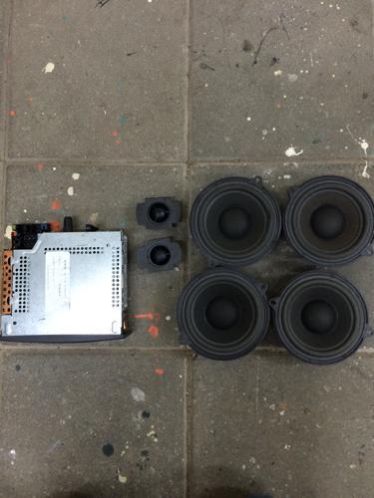 Renault Tunerlist radio met speakers