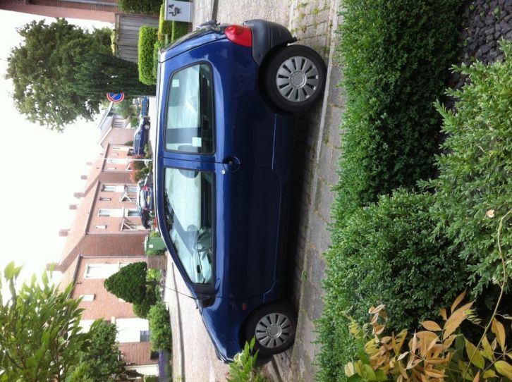 Renault Twingo 1.2 2000 Blauw