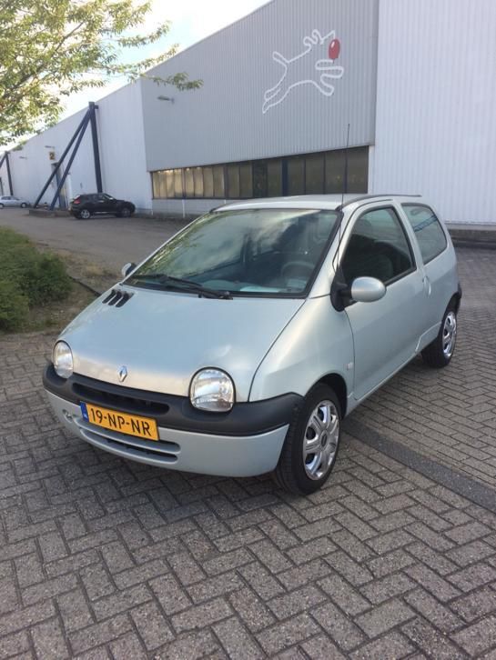Renault Twingo 1.2 2003 Grijs