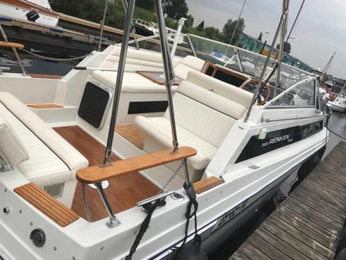 Renken 2500 classic sportcruiser Volvo Penta V8 230PK