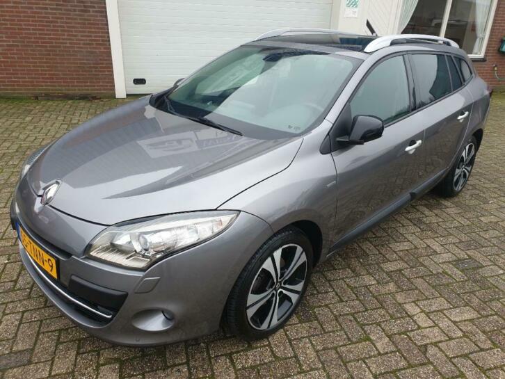 Ren.Megane 1.5dCi Estate aut.pano,navi ,Bose uitv...