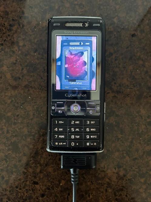 Retro Sony Mobiel K 750i
