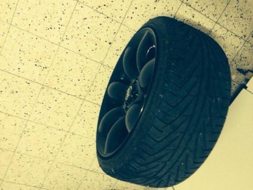 RH AQ MAXILITE 8,5j 17 inch 4x100  Zgan HANKOOK banden