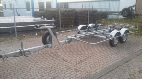 RIBA 2100 kg tandemas trailer  elektrische lier