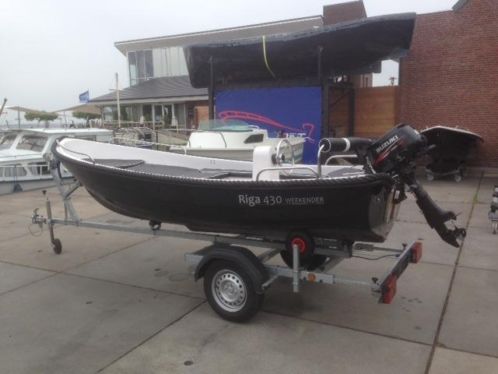 Riga 430 weekender met 6 PK Suzuki 4 takt