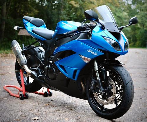 Rijk uitgeruste kawasaki Ninja ZX6-R Iced Blue  Mivv demper