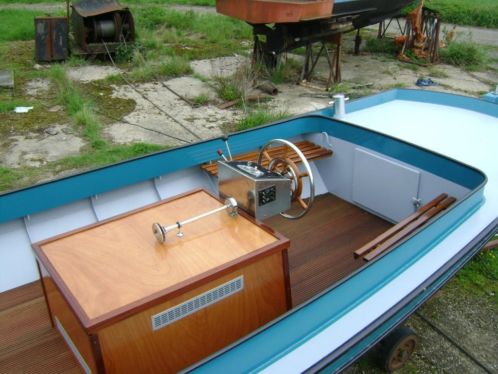 robuust stalen motorsloep 7,00X2,10 meter