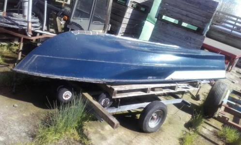 Roeiboot enof motorboot