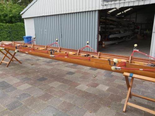 roeiboot, houten roeiboot te koop voor 4 roeiers en stuur