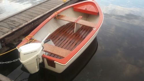 Roeiboot met motor 4.4 pk