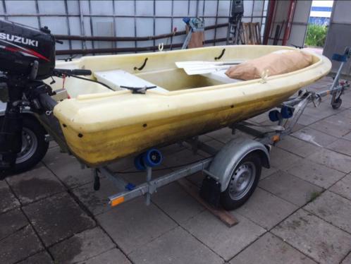 Roeiboot motorboot visboot tourboot bijboot Suzuki 5 pk