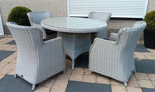 Ronde witte diningset zgan wicker ronde set