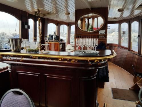 Rondvaartboot te koop type Salonboot 25 passagiers SI gek.