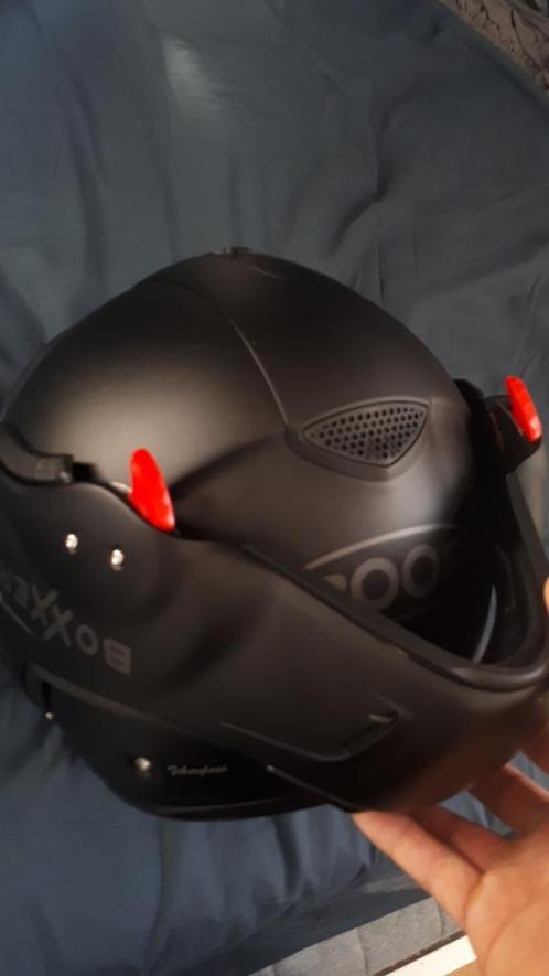 Roof boxer helm M