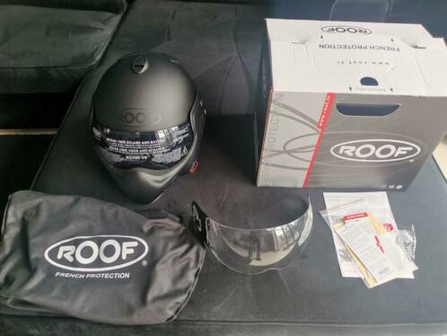 Roof Boxer V8 Full Black Systeem Helm Maat XL  EXTRA VIZIER