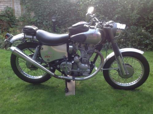 Royal enfield off THE road is zeldzaam