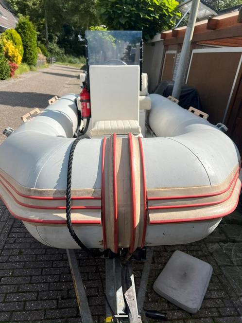 Rubber boot met Suzuki 30 motor 2000