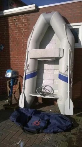 Rubberboot met suzuki motor