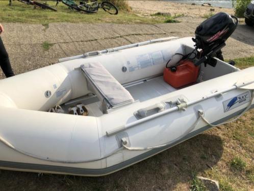 Rubberboot z-ray 400 met 5 pk 4tact buitenboord motor