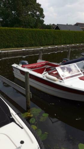 Ruime Almar speedboot . Incl. Yamaha 30 pk 4-takt met trim