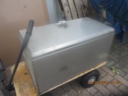 RVS  dissel pakket boot Onderbouw gasbun kist box