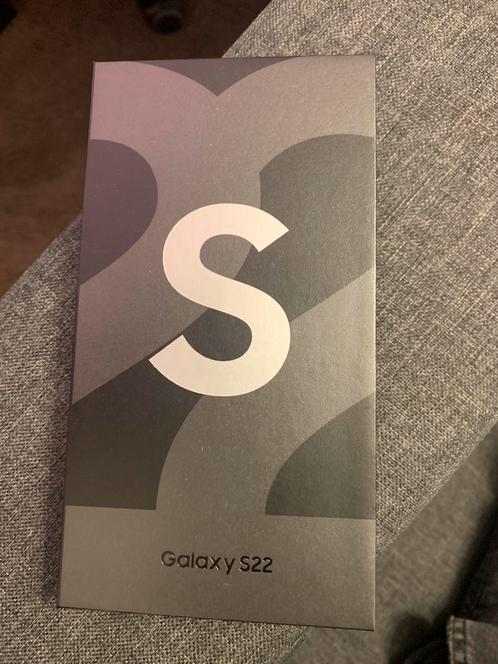 S22 5G 128GB White brand new