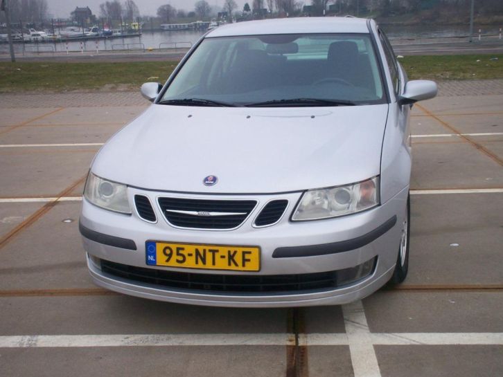 Saab 9-3 1.8 T Sport Sedan 2004 Grijs