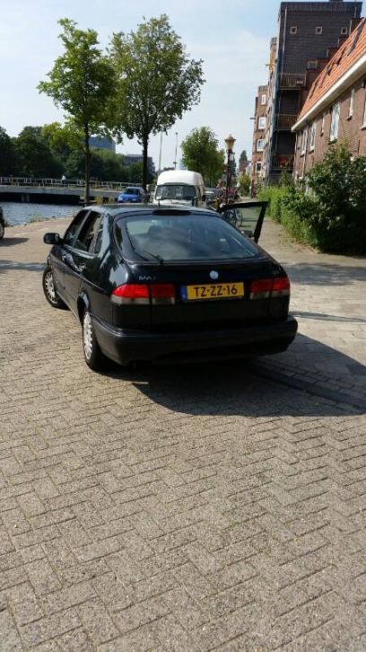 Saab 9-3 2.0 I 1998 Zwart