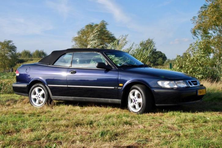 Saab 9-3 2.0 I Cabrio 1998 Blauw - Youngtimer