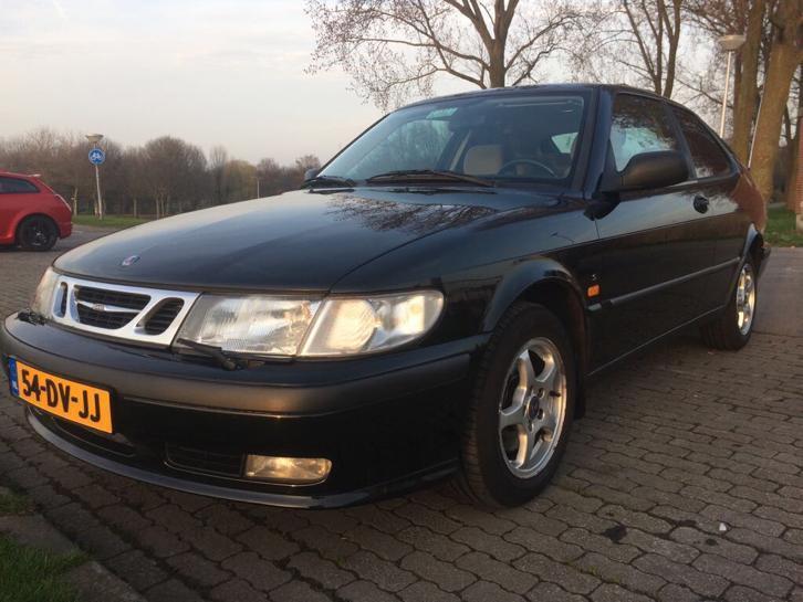 Saab 9-3 2.0 I Coupe 2000 Zwart - YOUNG TIMER